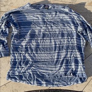Patagonia L blue stripe shirt